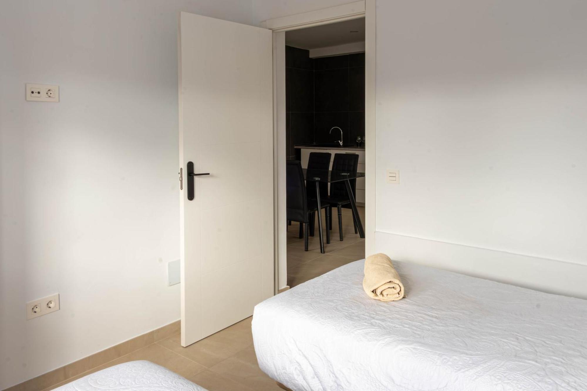 Kiposhi Beach Apartments Punta Mujeres Haría Extérieur photo
