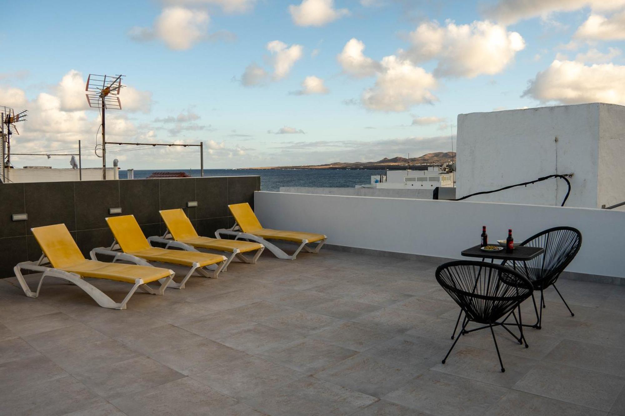Kiposhi Beach Apartments Punta Mujeres Haría Extérieur photo